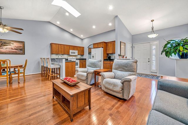 6651 Stonelyn Cottage CT, Roanoke, VA 24019