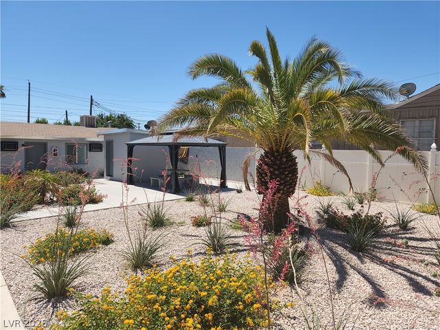 211 South 13th Street 6, Las Vegas, NV 89101