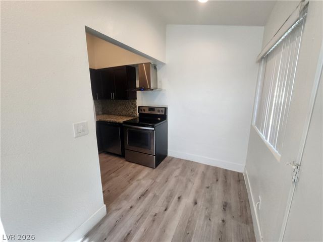 211 South 13th Street 6, Las Vegas, NV 89101