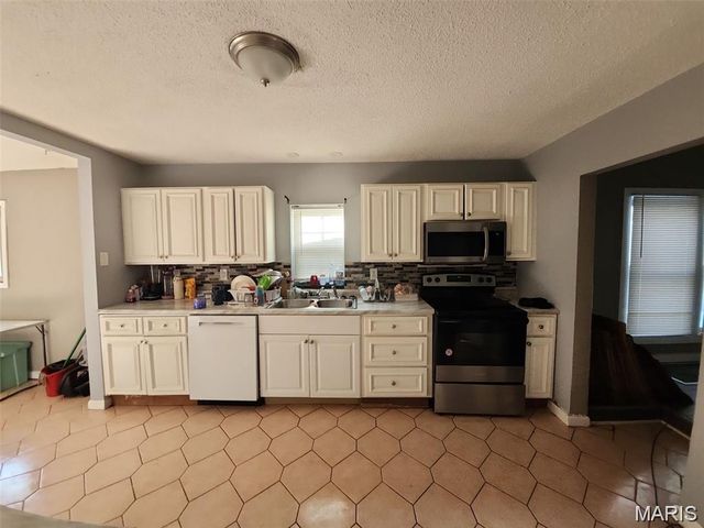 3408 Airway Avenue, St Louis, MO 63114