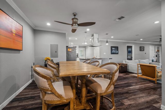 1417 Hill Street, Grapevine, TX 76051