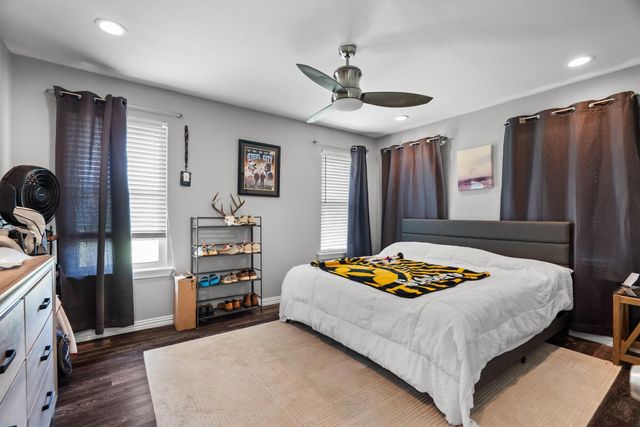 1417 Hill Street, Grapevine, TX 76051