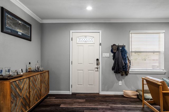 1417 Hill Street, Grapevine, TX 76051