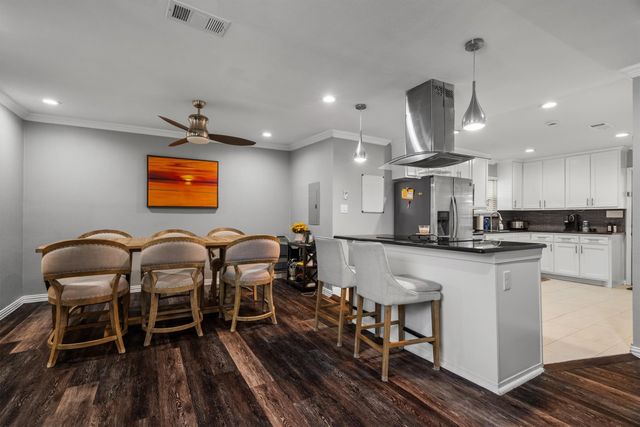 1417 Hill Street, Grapevine, TX 76051