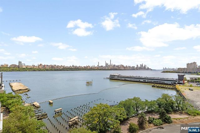 6503 City Place, Edgewater, NJ 07020