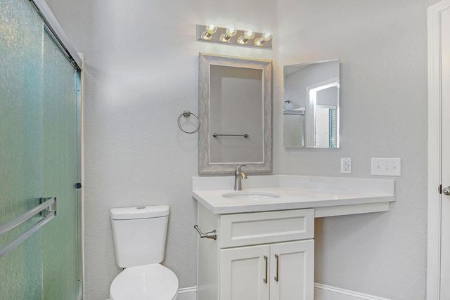 5200 Grass Valley Way, Antioch, CA 94531