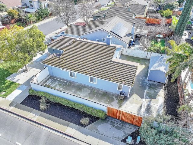 5200 Grass Valley Way, Antioch, CA 94531