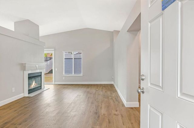 5200 Grass Valley Way, Antioch, CA 94531