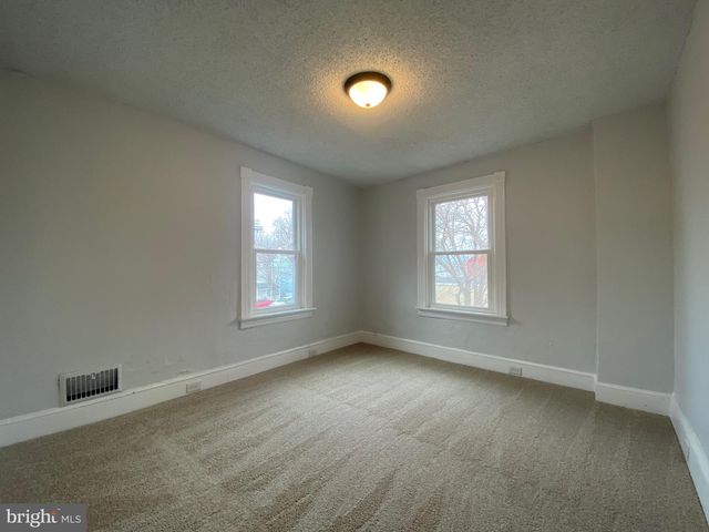 249 N MARSHALL ST, Lancaster, PA 17602