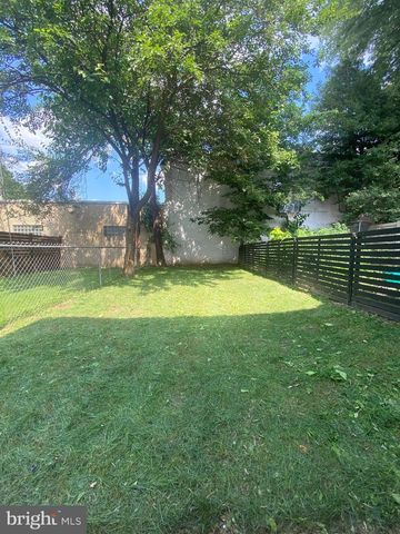 249 N MARSHALL ST, Lancaster, PA 17602