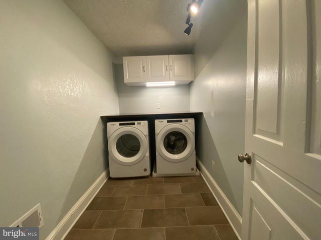 249 N MARSHALL ST, Lancaster, PA 17602