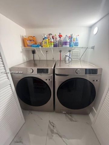 14085 SW 179th Ter, Miami, FL 33177