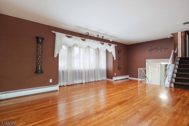 77 Harrison St, Clark Twp., NJ 07066