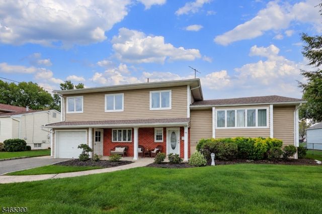 77 Harrison St, Clark Twp., NJ 07066