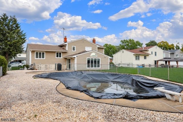 77 Harrison St, Clark Twp., NJ 07066