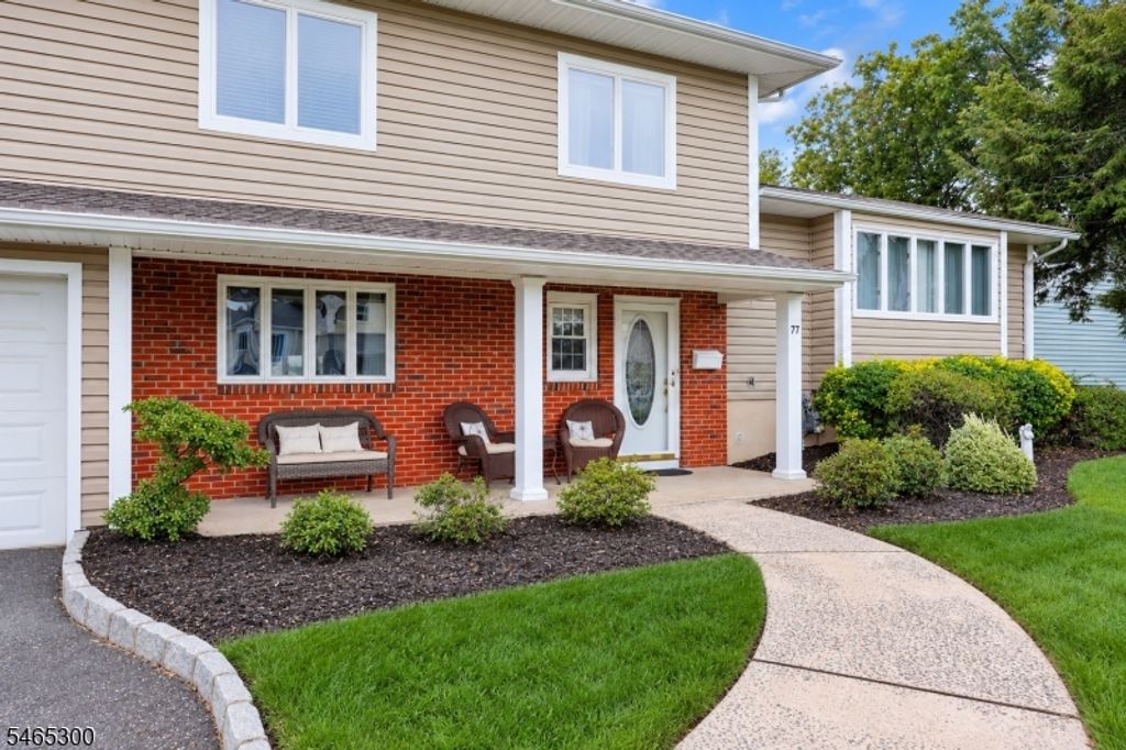 77 Harrison St, Clark Twp., NJ 07066 — photo 4
