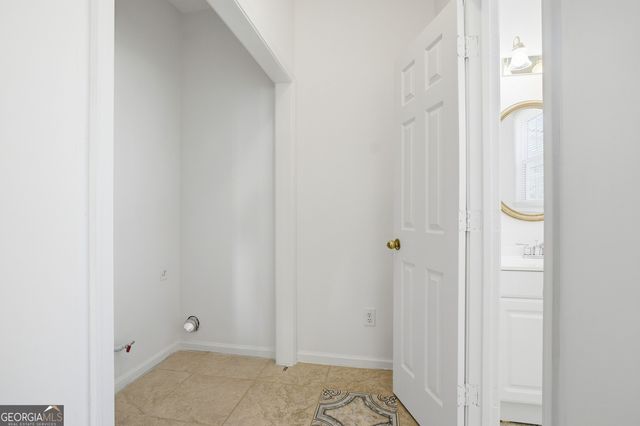 1660 Calvin Davis Circle, Lawrenceville, GA 30043