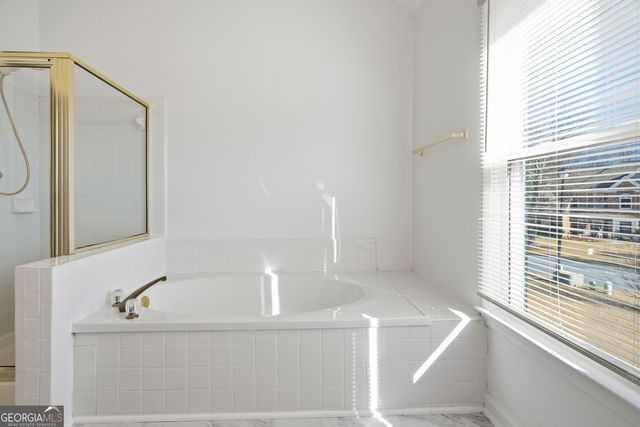 1660 Calvin Davis Circle, Lawrenceville, GA 30043