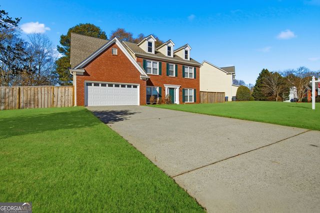 1660 Calvin Davis Circle, Lawrenceville, GA 30043