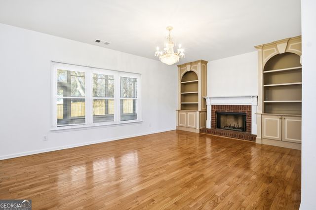 1660 Calvin Davis Circle, Lawrenceville, GA 30043