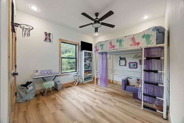 19440 Rheas Community Road, Lincoln, AR 72744