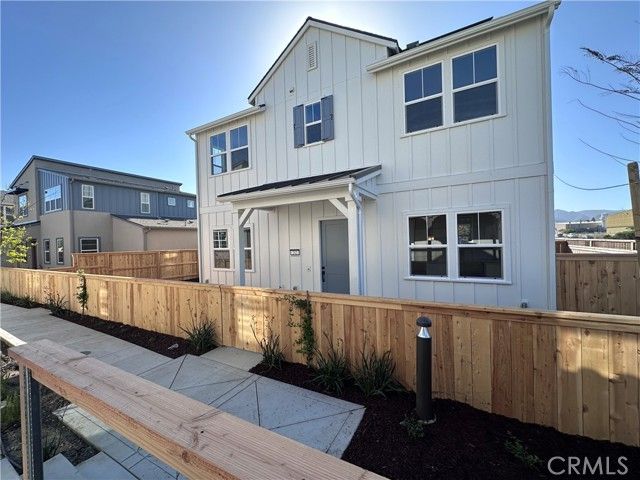 252 Memphis Belle Way Court, San Luis Obispo, CA 93401
