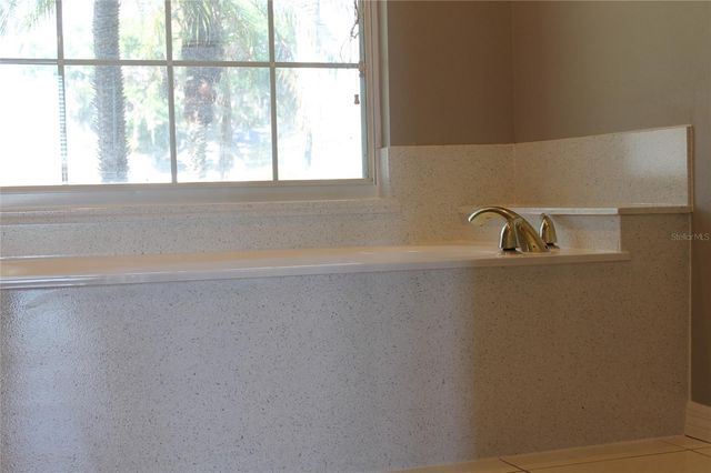 329 HAMILTON SHORES DRIVE NE, Winter Haven, FL 33881