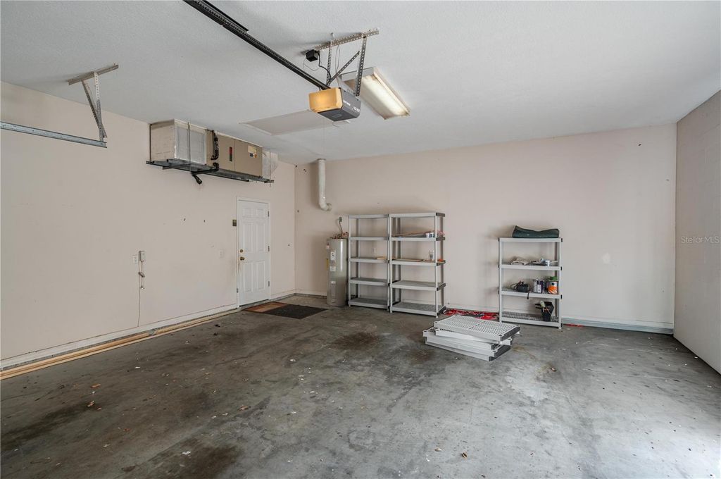 Image 44 of property listing at 329 HAMILTON SHORES DRIVE NE, Winter Haven, FL 33881