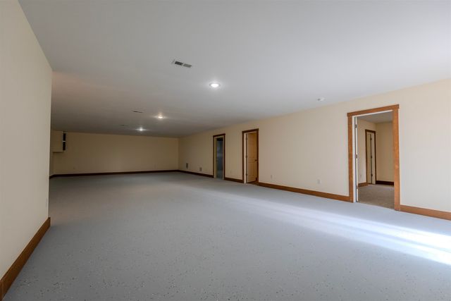 2901 92nd Rd, Udall, KS 67146