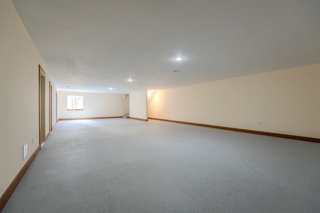 2901 92nd Rd, Udall, KS 67146