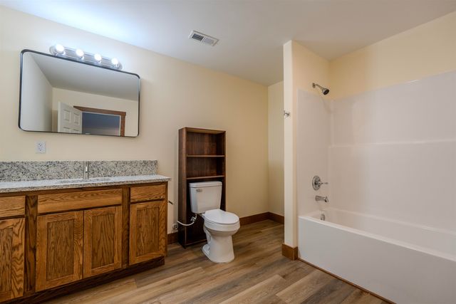 2901 92nd Rd, Udall, KS 67146