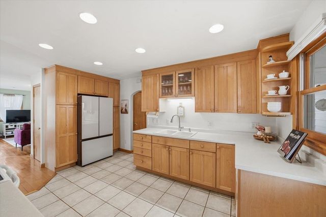 90 West Street, Essex Junction, VT 05452