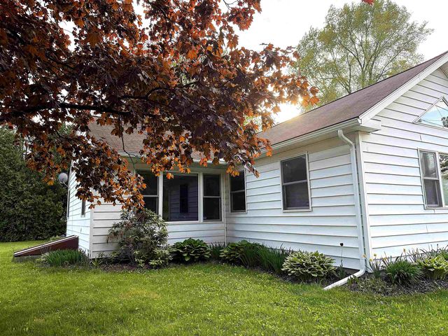 90 West Street, Essex Junction, VT 05452
