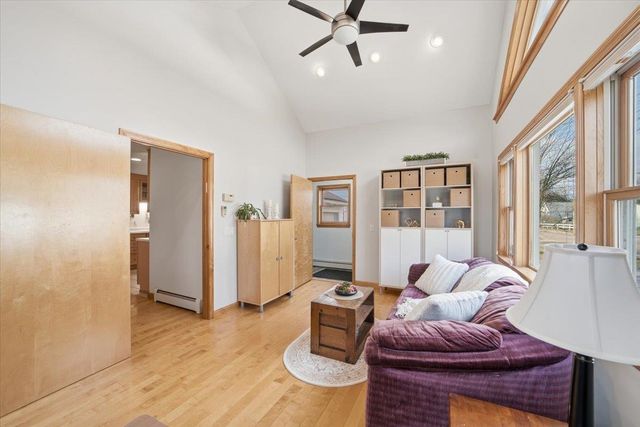 90 West Street, Essex Junction, VT 05452
