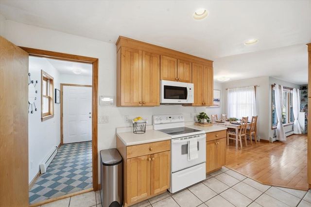 90 West Street, Essex Junction, VT 05452