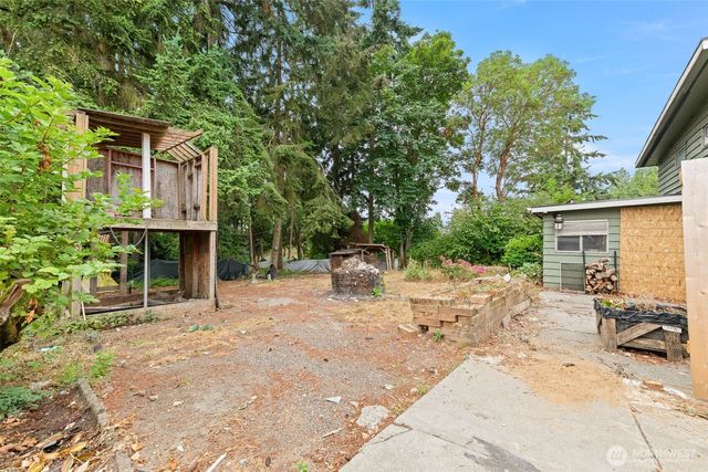 3219 S 166th Street, Seatac, WA 98188