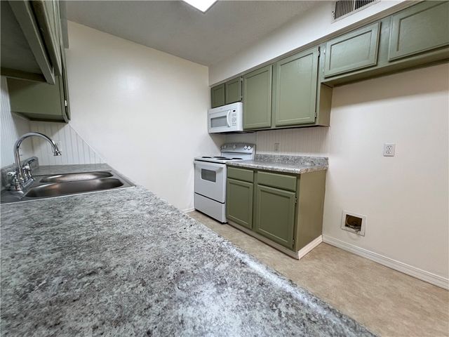 10 Killane Street, Clarksville, AR 72830