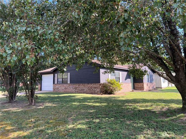 10 Killane Street, Clarksville, AR 72830