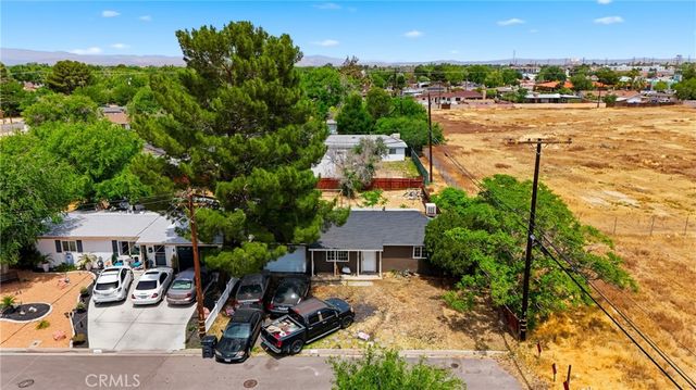 1103 W Milling, Lancaster, CA 93534