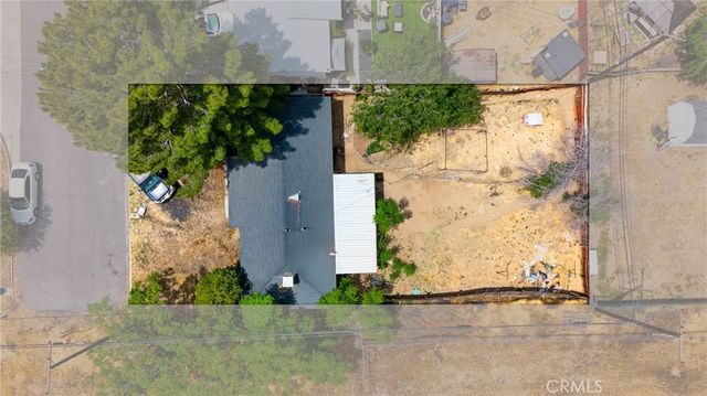 1103 W Milling, Lancaster, CA 93534