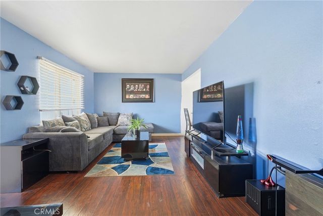 1103 W Milling, Lancaster, CA 93534