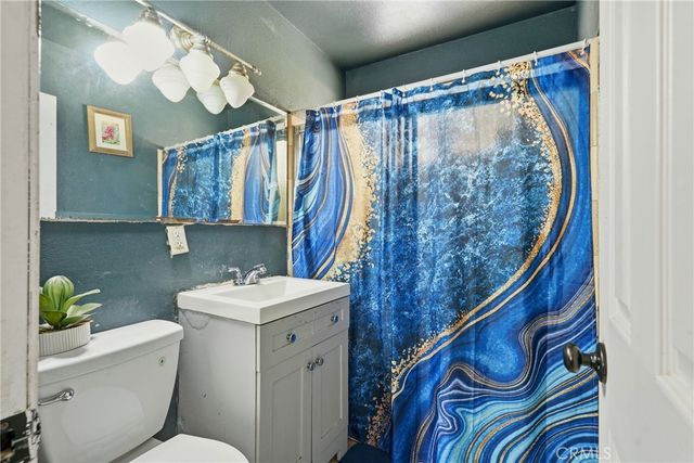 1103 W Milling, Lancaster, CA 93534