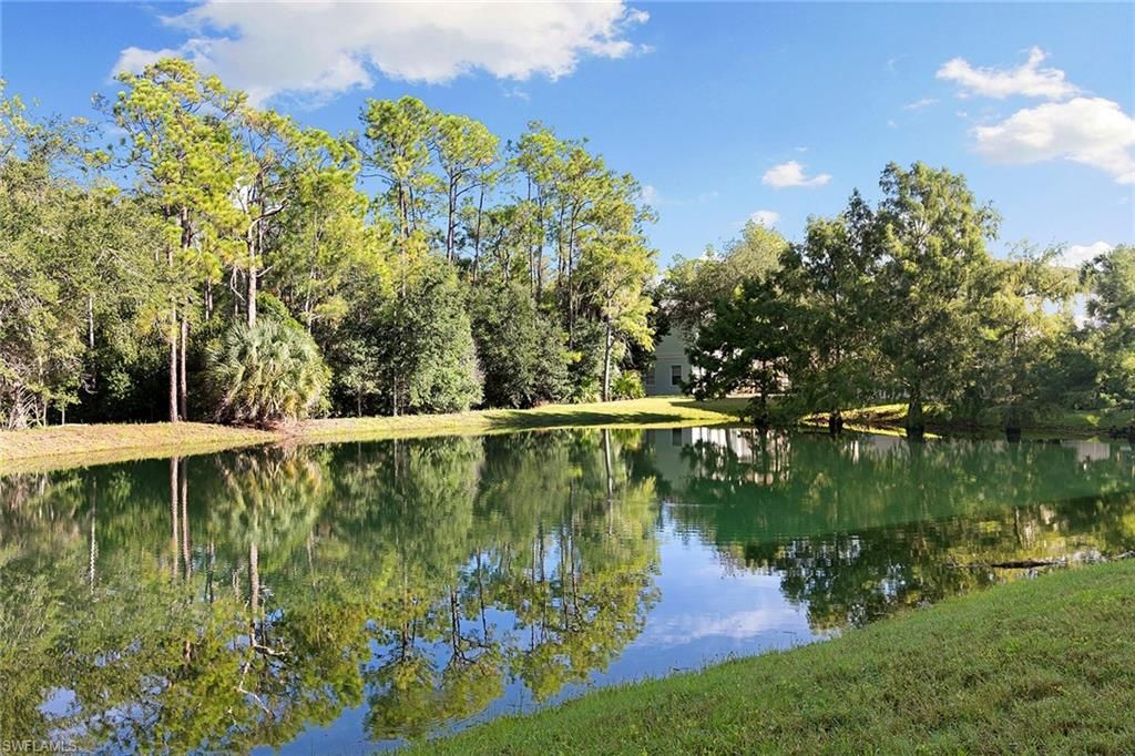 3245 Cypress Glen WAY 504, NAPLES, FL 34109 — photo 2