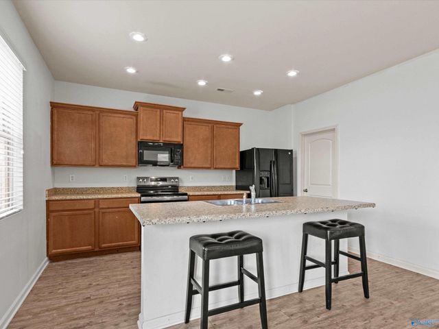 30057 Glenrose Way, Harvest, AL 35749