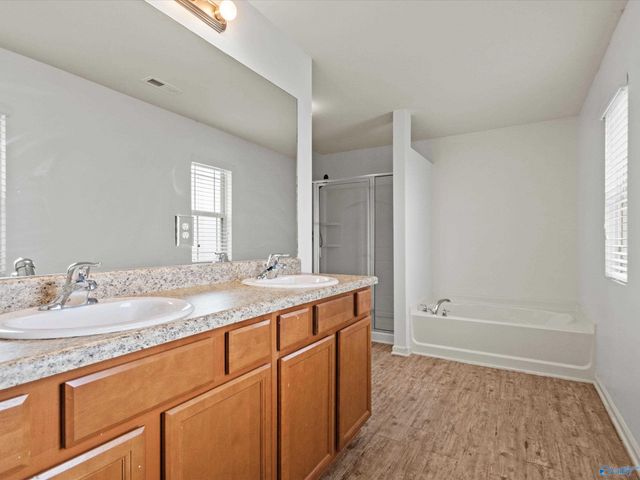 30057 Glenrose Way, Harvest, AL 35749