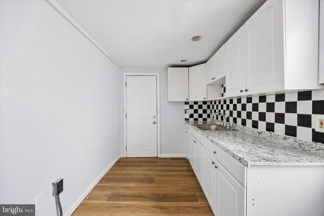 35 JERSEY ST, Trenton, NJ 08611