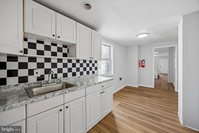 35 JERSEY ST, Trenton, NJ 08611