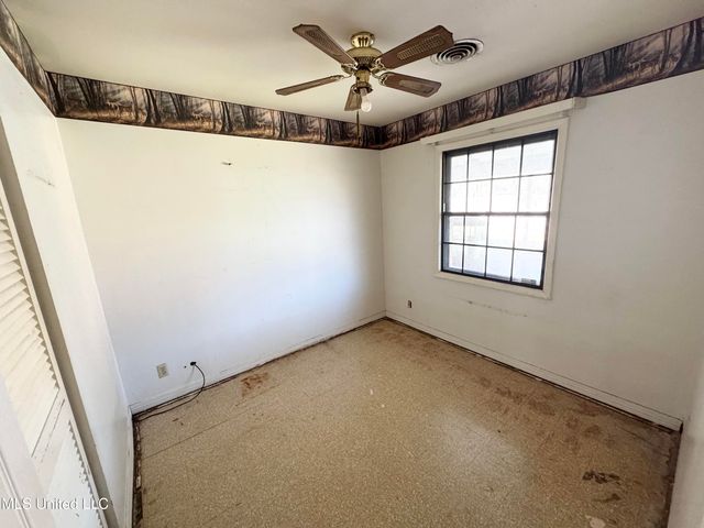 309 S Steele Avenue, Picayune, MS 39466