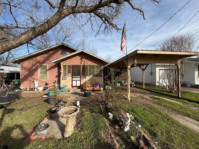 710 Whitney Street, Morgan, TX 76671