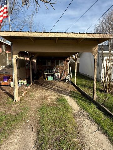 710 Whitney Street, Morgan, TX 76671